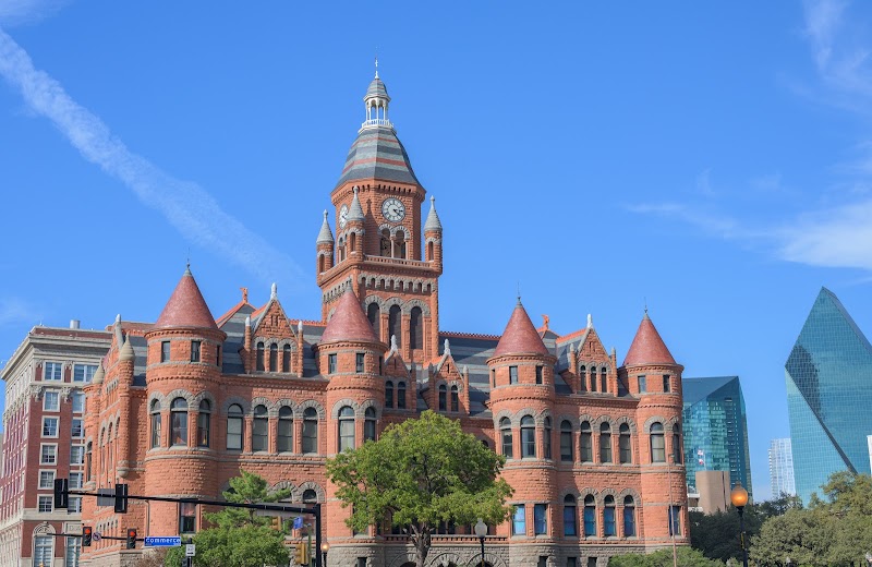Dallas County Courthouse