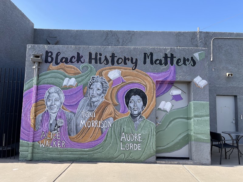 Grassrootz Bookstore & Juice Bar