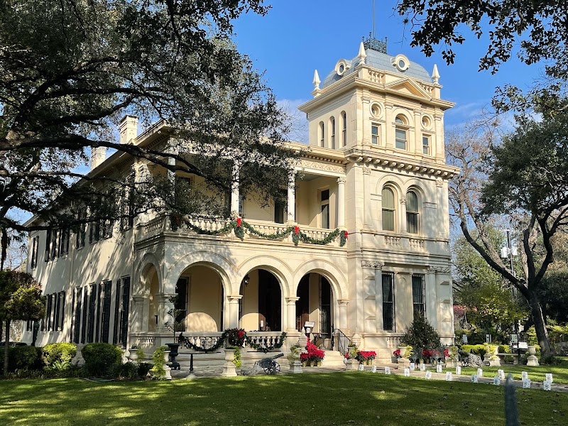 Villa Finale: Museum & Gardens